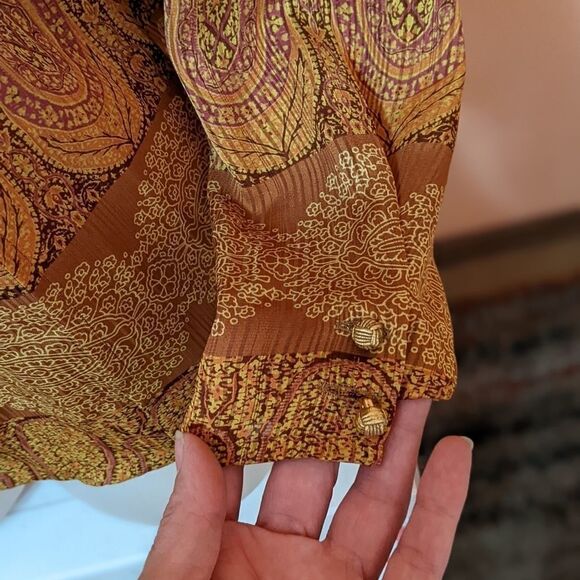 Hiroko Koshino oversized back slit mock neck button up blouse - Picture 9 of 12